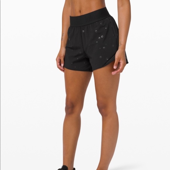 Lululemon Hotty Hot HR Short 4” Poco Logo Black - Picture 2 of 6